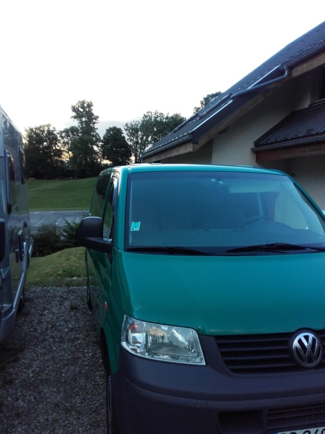 photos.external