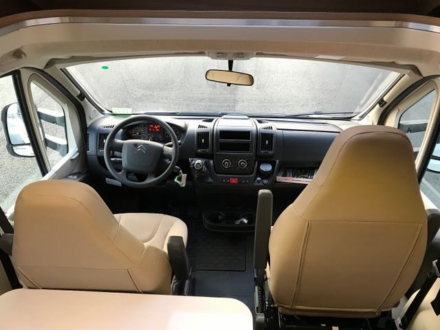photos.external