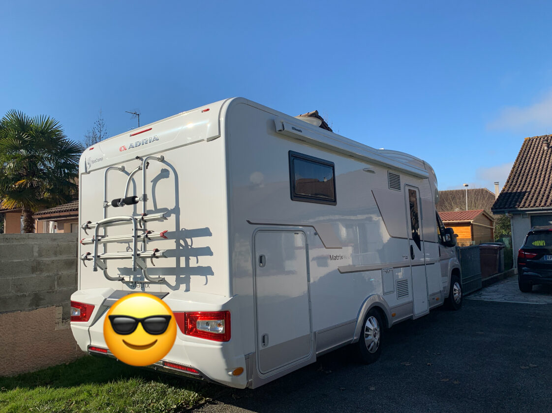 photos.external