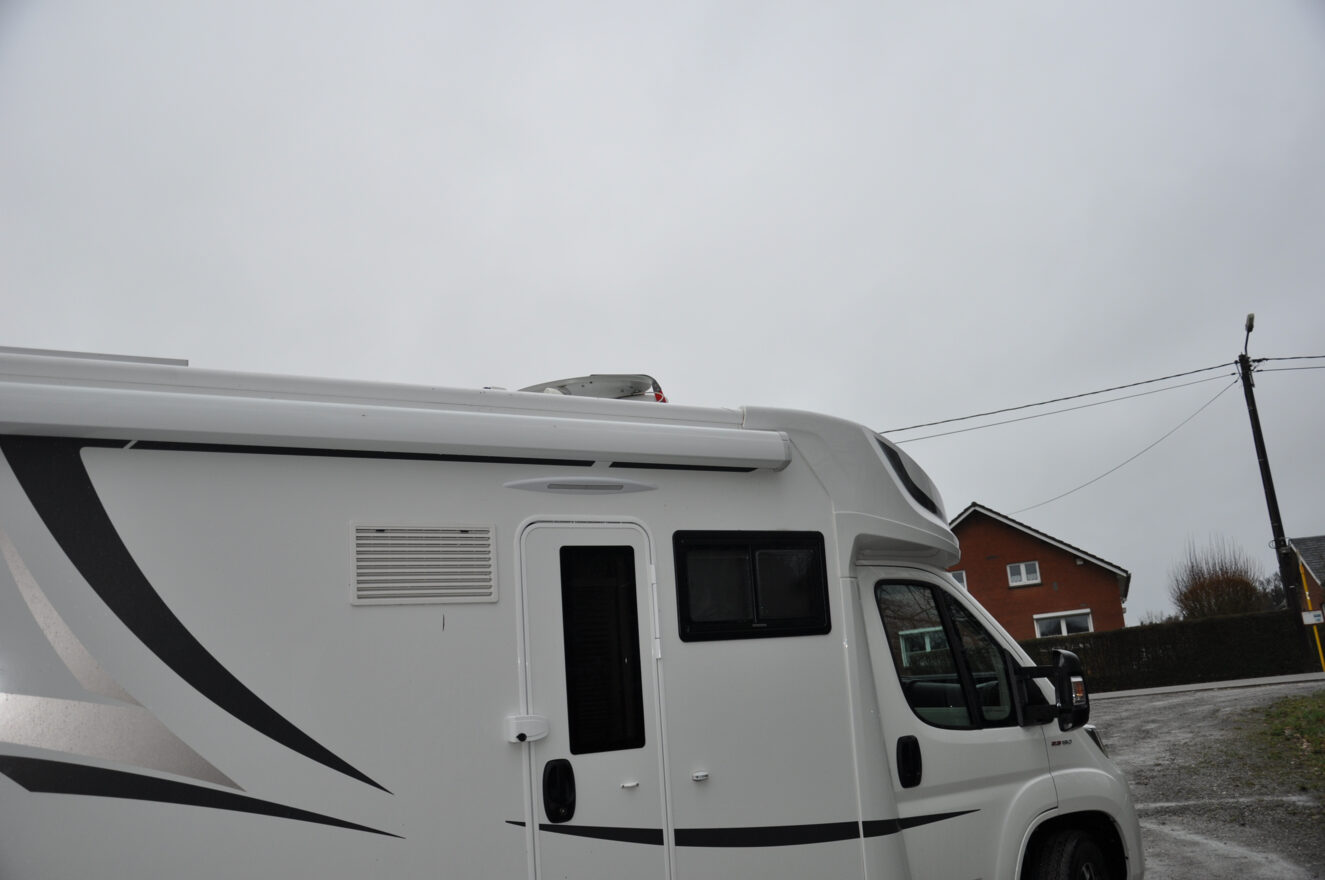photos.external