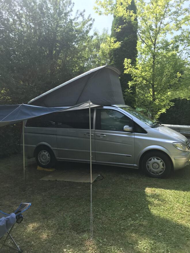photos.external
