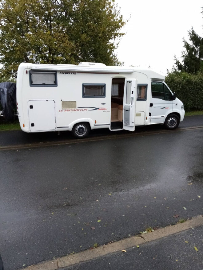 photos.external