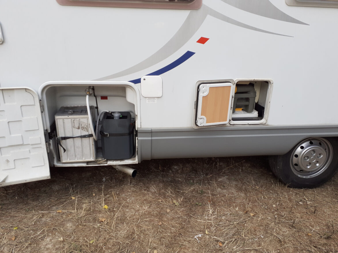 photos.external