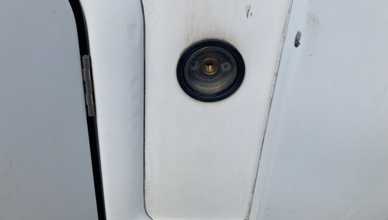 photos.external