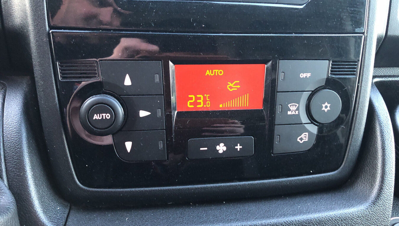 photos.others