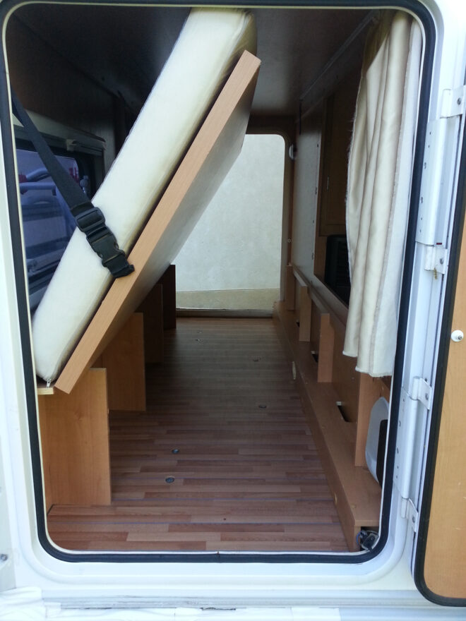photos.external