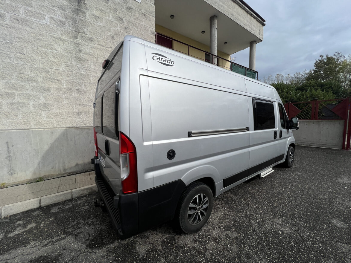 photos.external