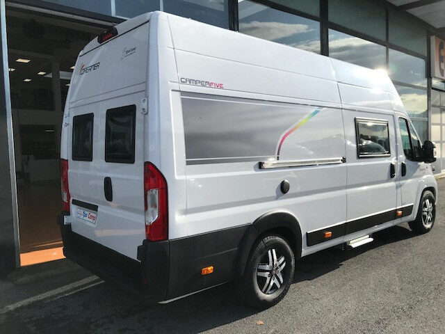 photos.external
