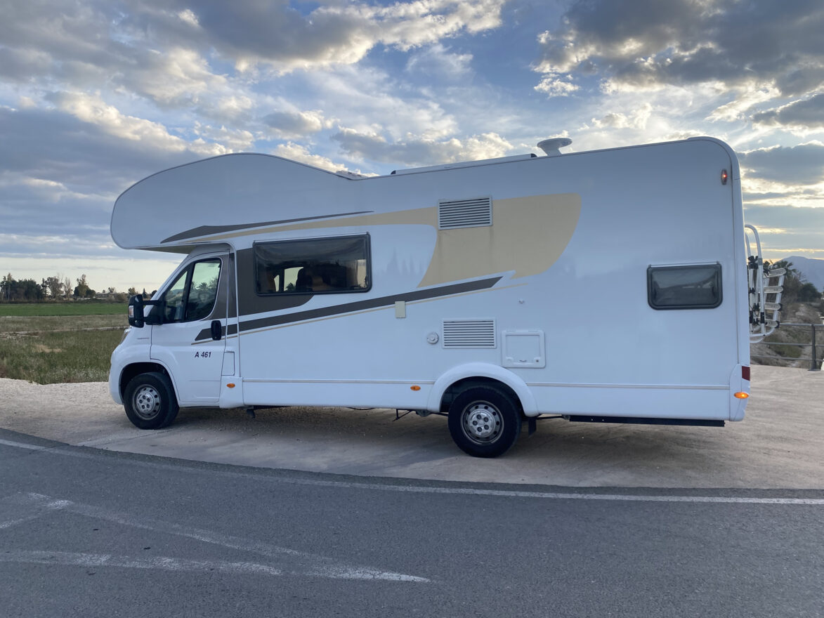 photos.external