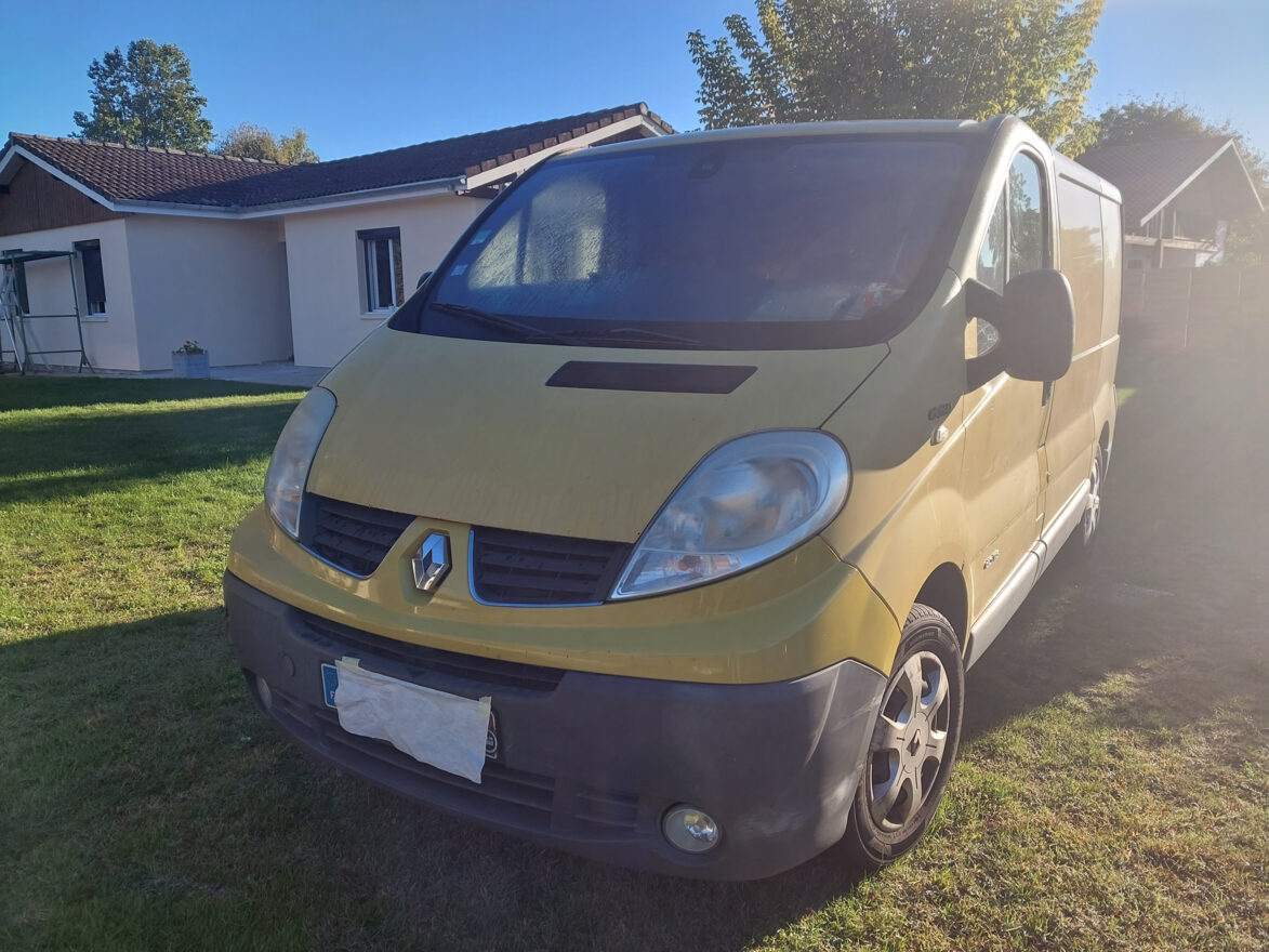 photos.external