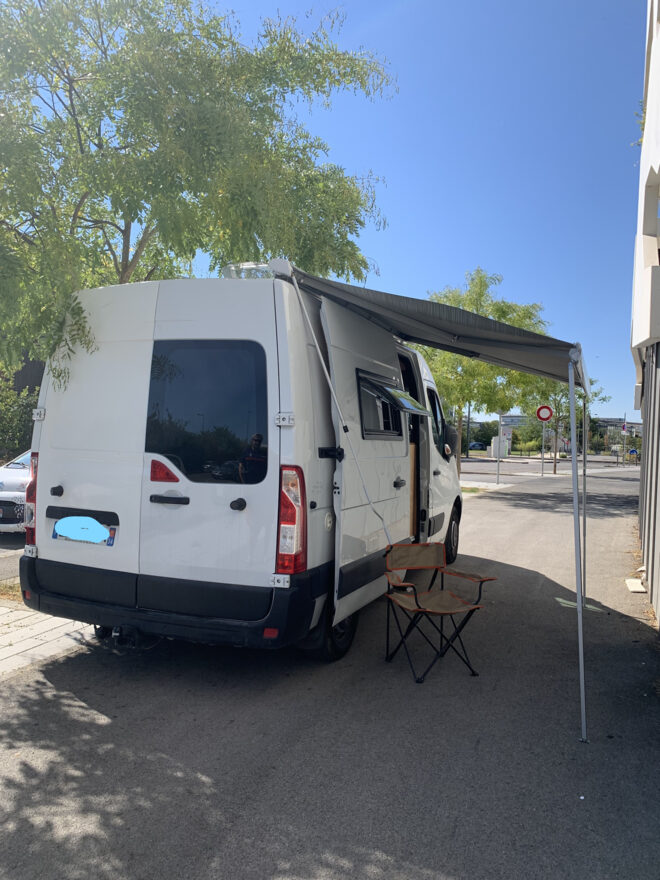 photos.external