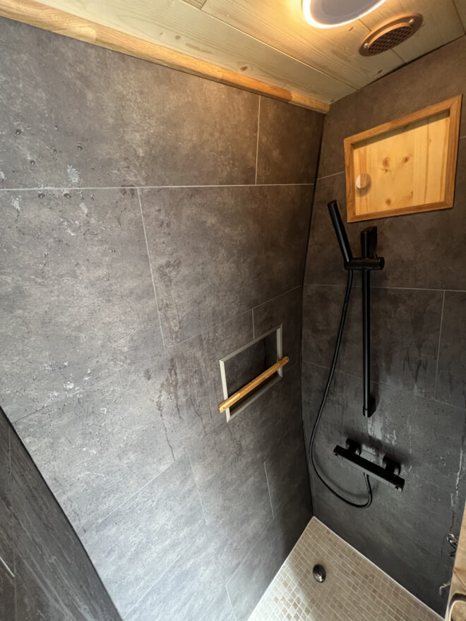 photos.bathroom