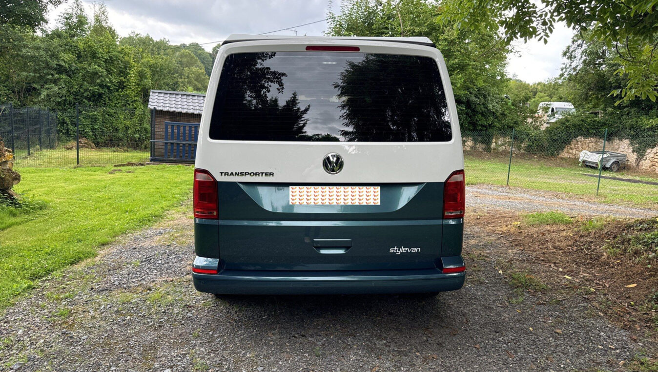 photos.external