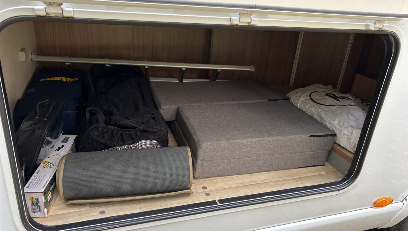 photos.accessories_ext