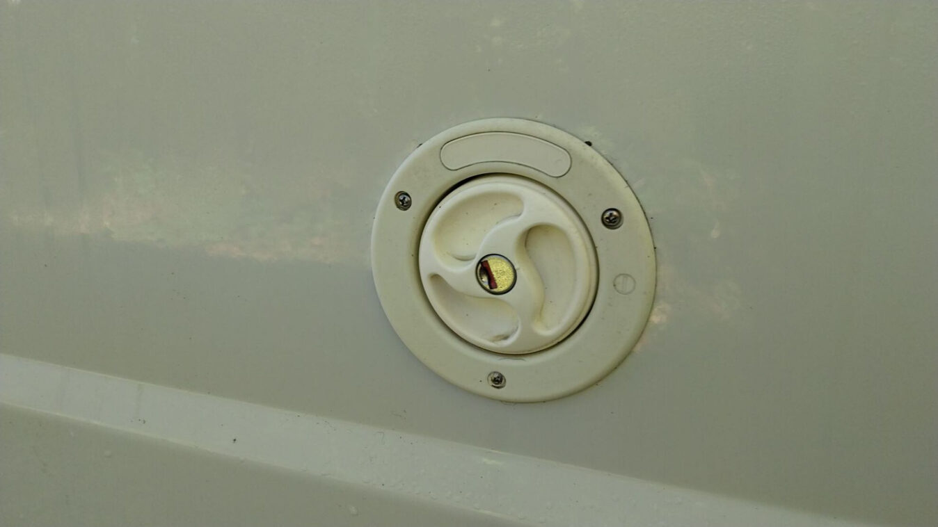 photos.accessories_ext