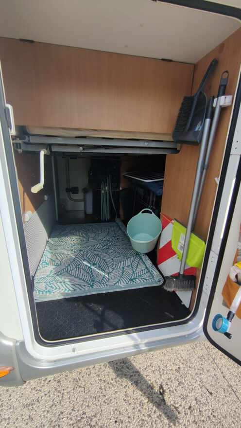 photos.accessories_ext