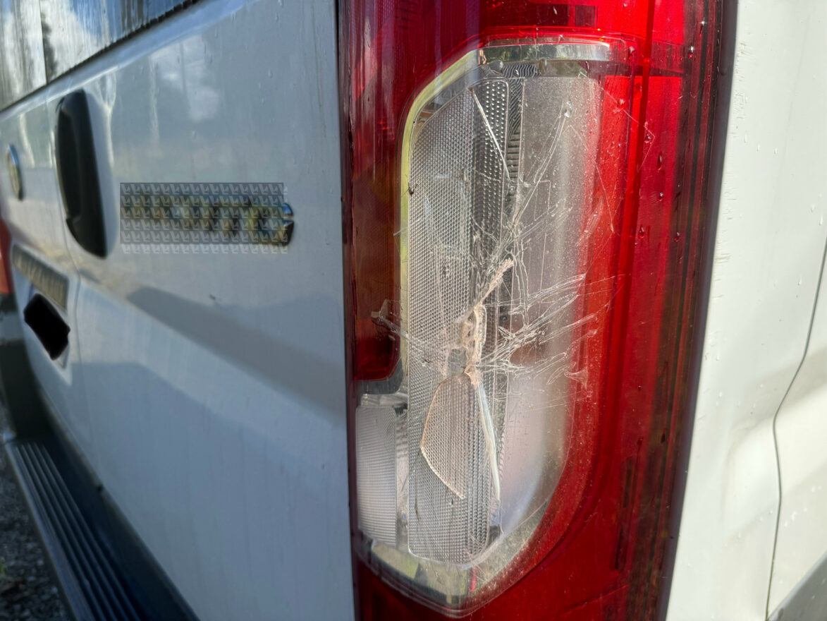 photos.external