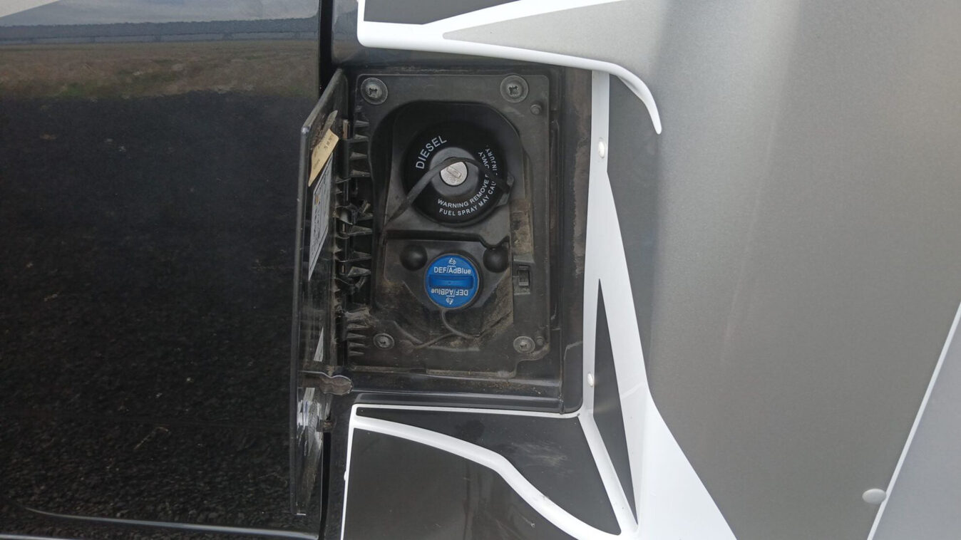 photos.accessories_ext