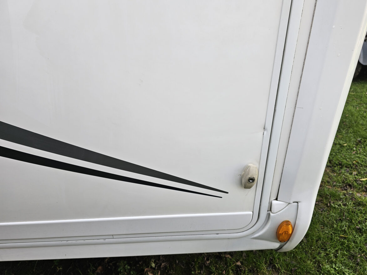 photos.accessories_ext