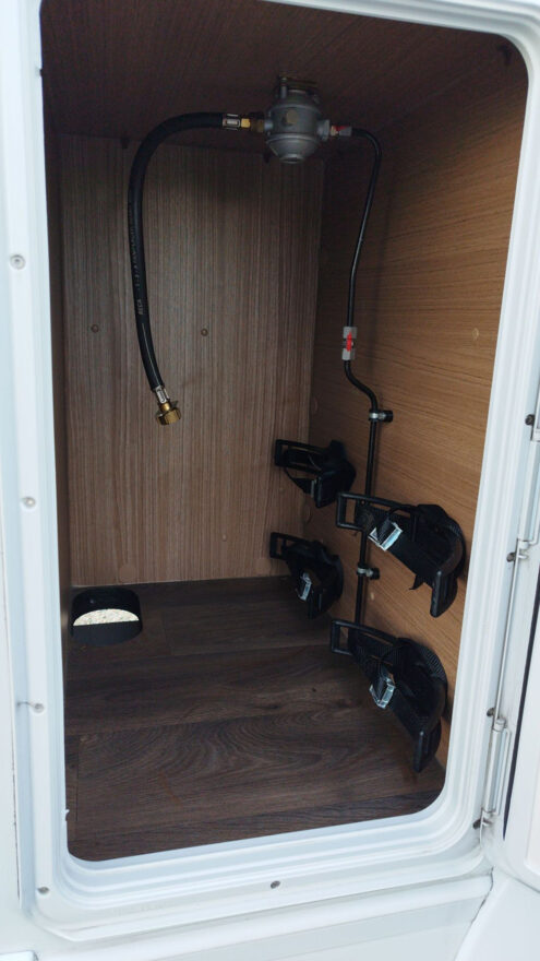 photos.accessories_ext