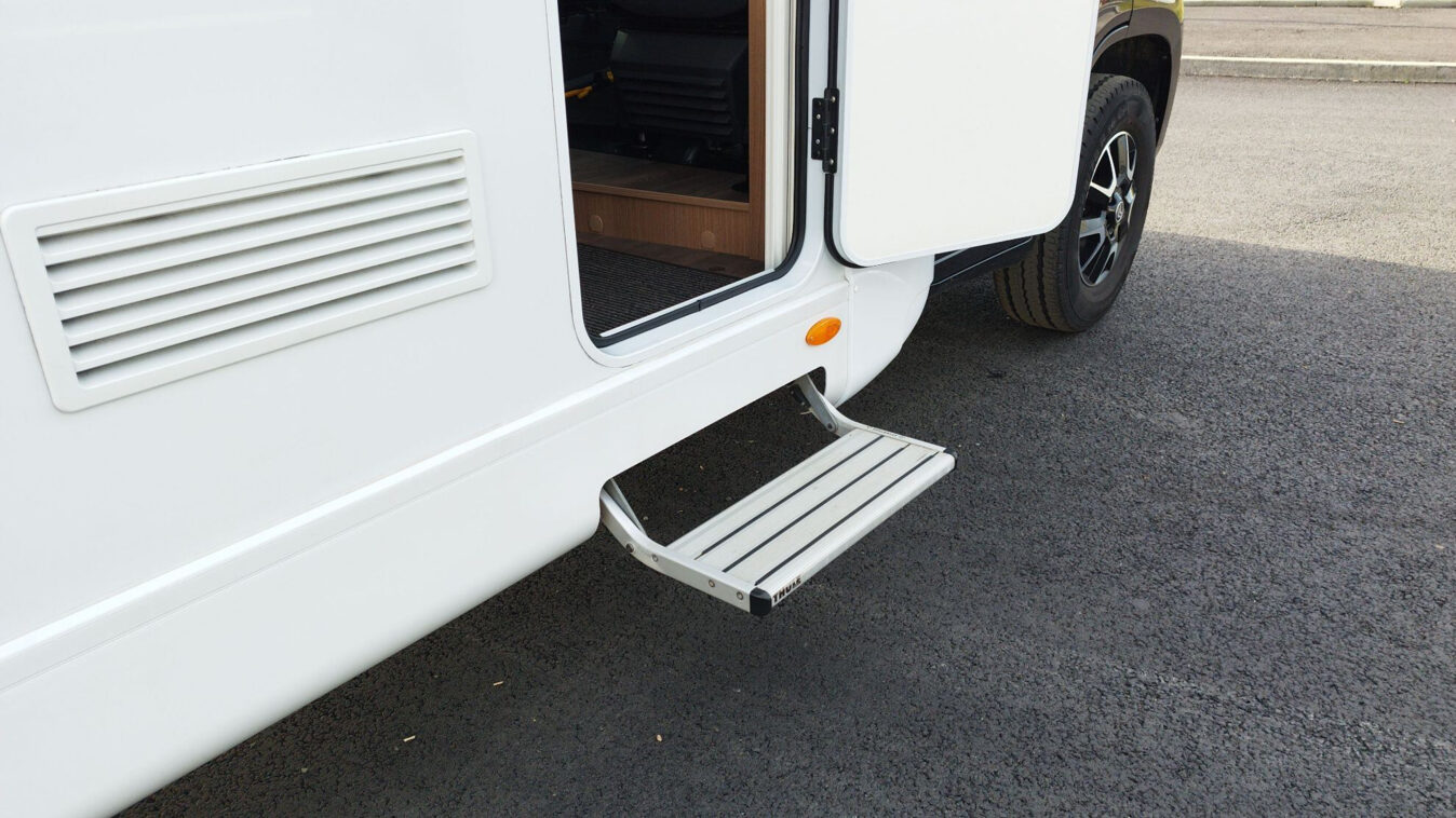 photos.accessories_ext