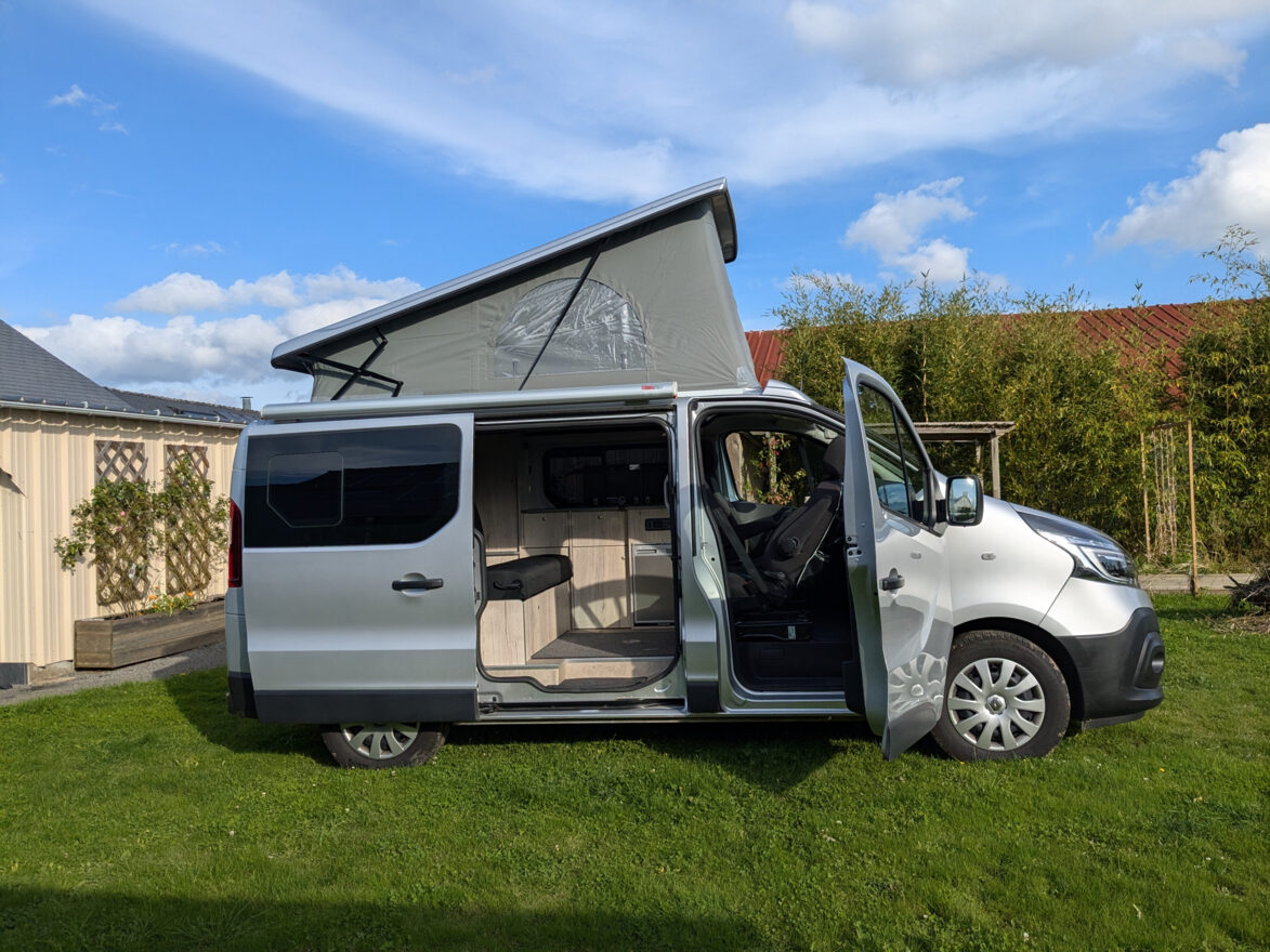 photos.accessories_ext