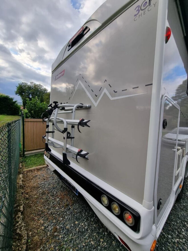 photos.accessories_ext