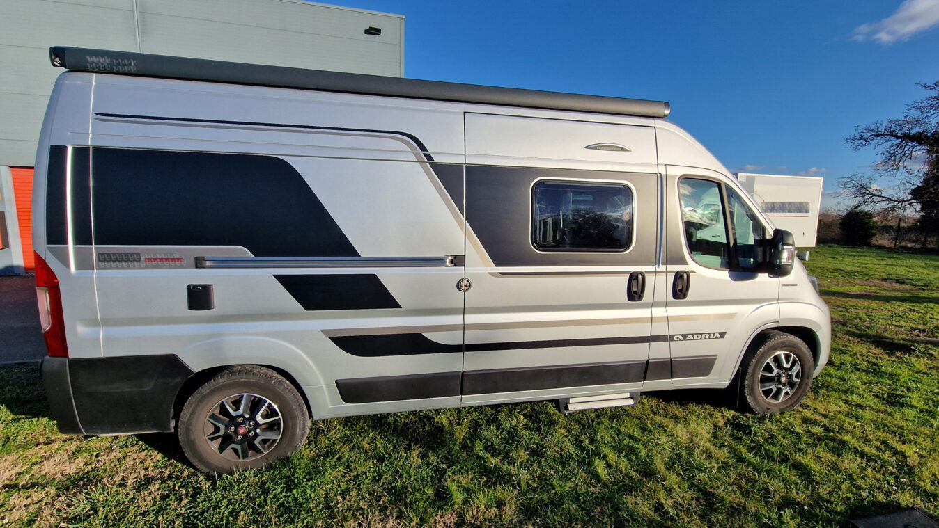 photos.external