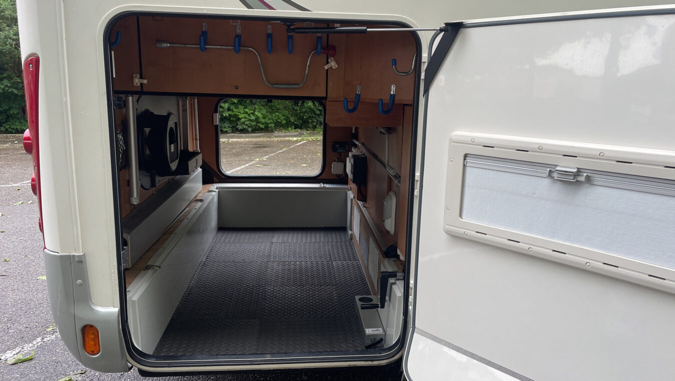 photos.accessories_ext