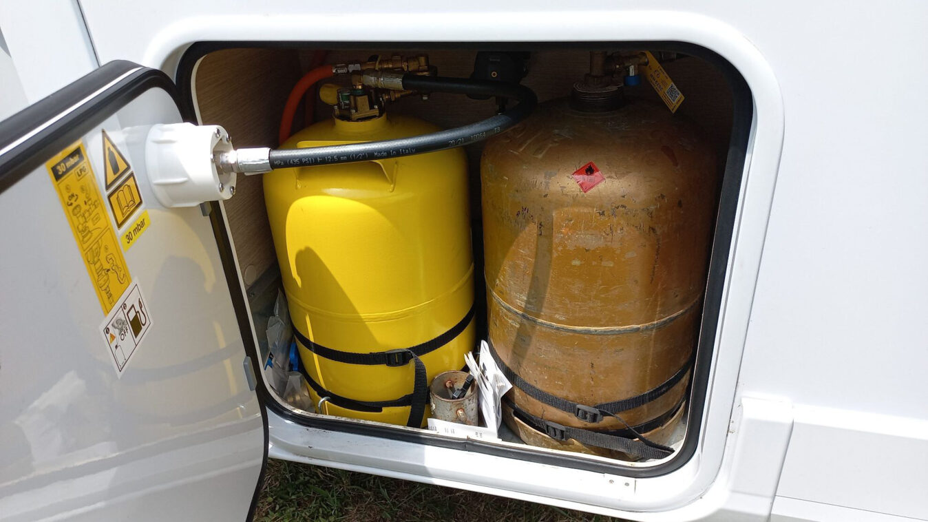 photos.accessories_ext