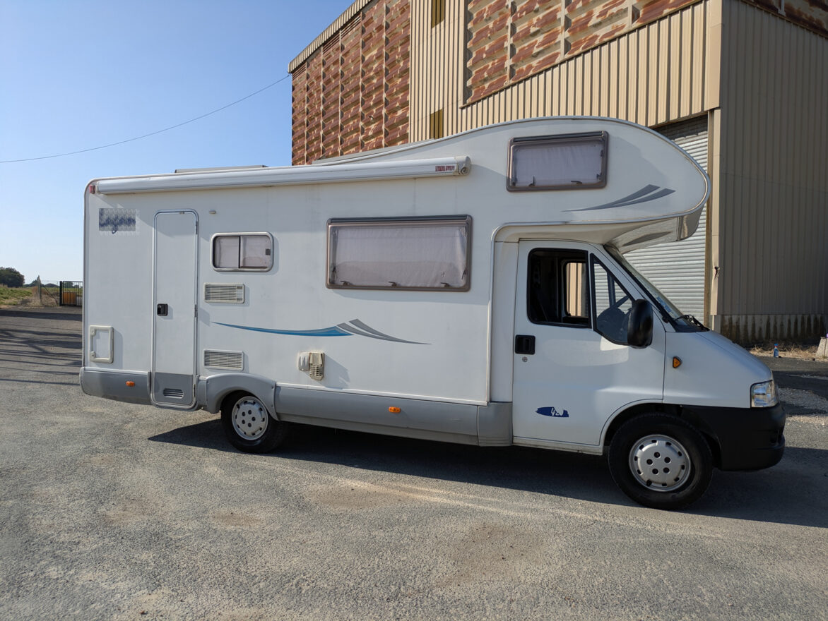 photos.external