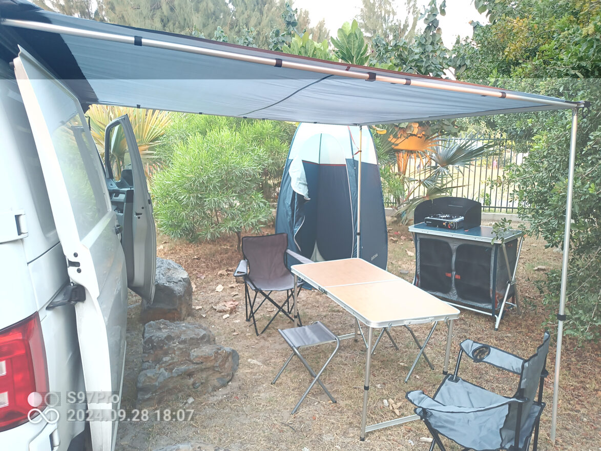 photos.external