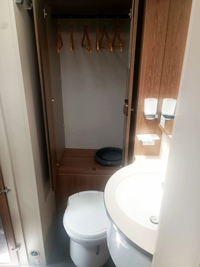 photos.bathroom