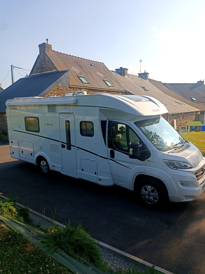 photos.external