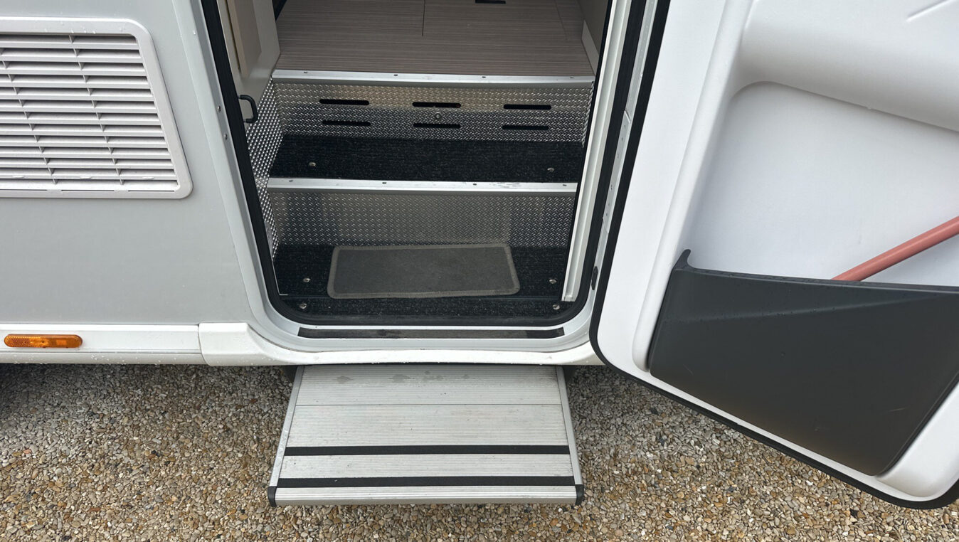 photos.accessories_ext