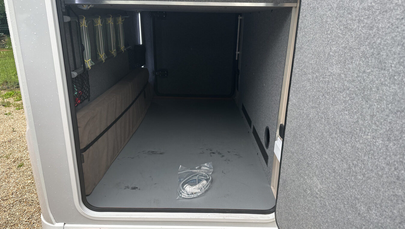 photos.accessories_ext