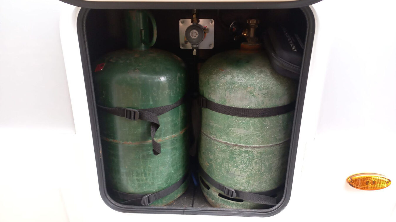 photos.accessories_ext