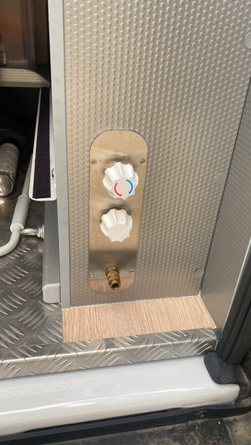 photos.accessories_ext