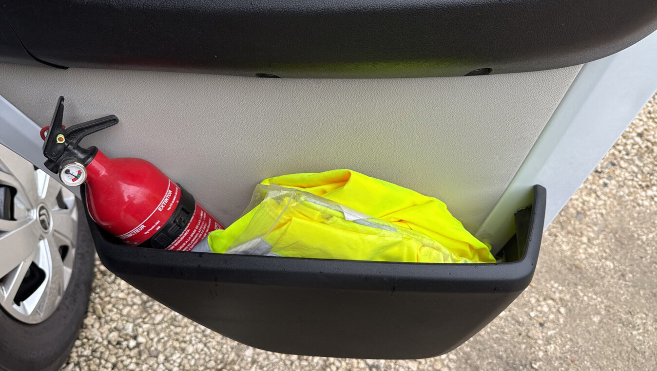 photos.accessories_ext