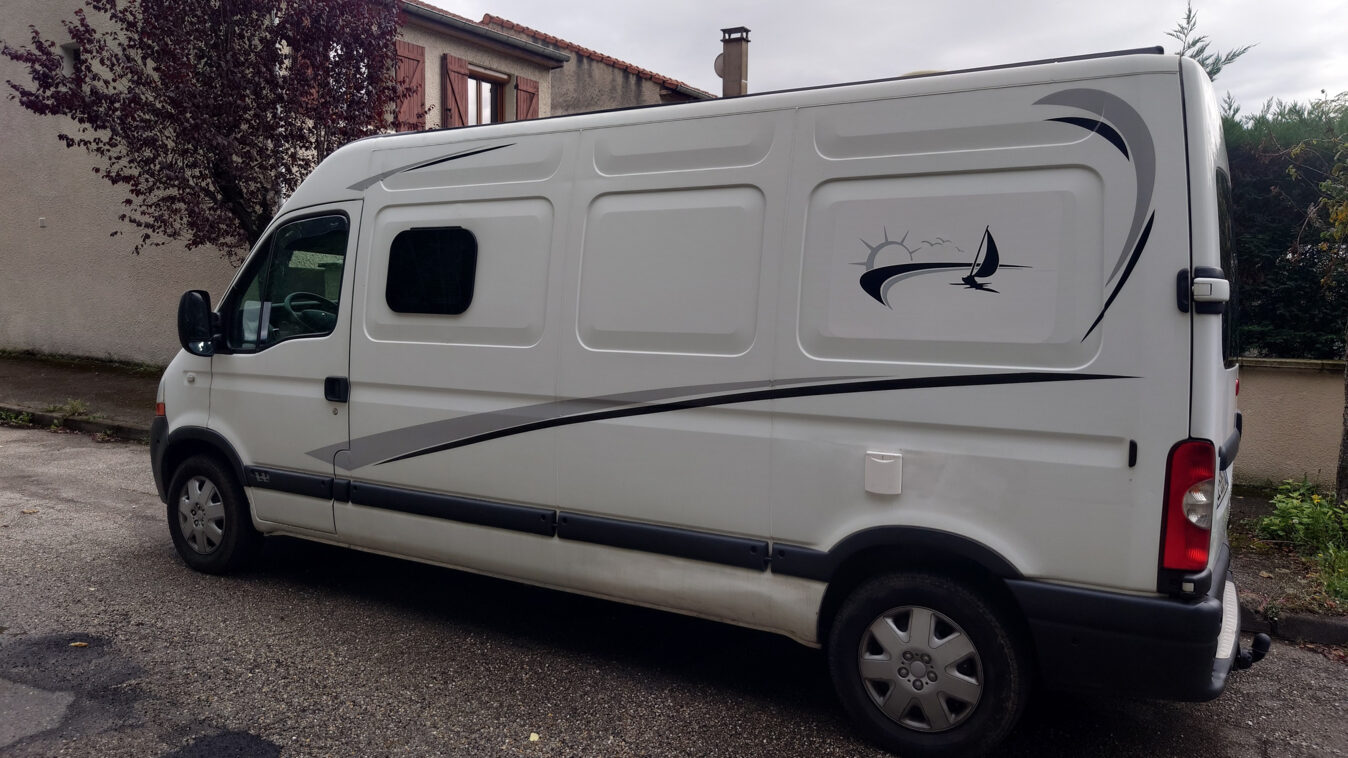 photos.external
