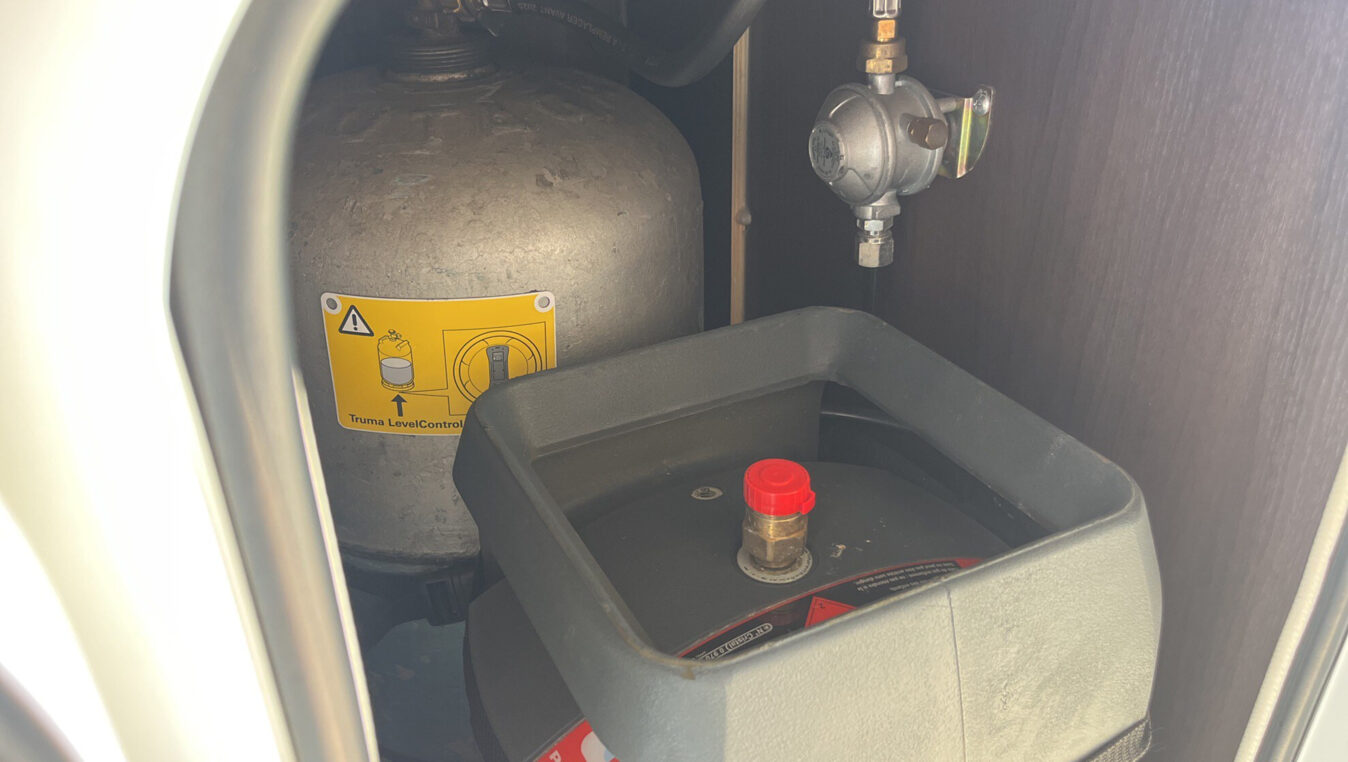 photos.accessories_ext