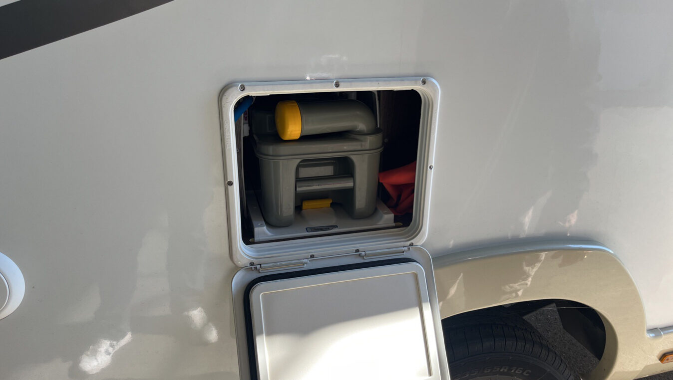 photos.accessories_ext