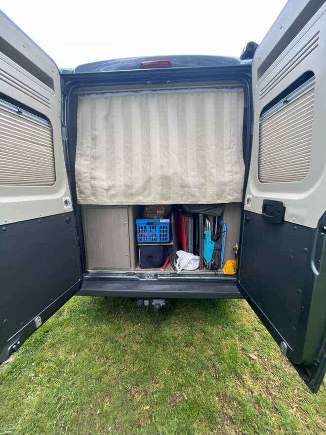 photos.accessories_ext