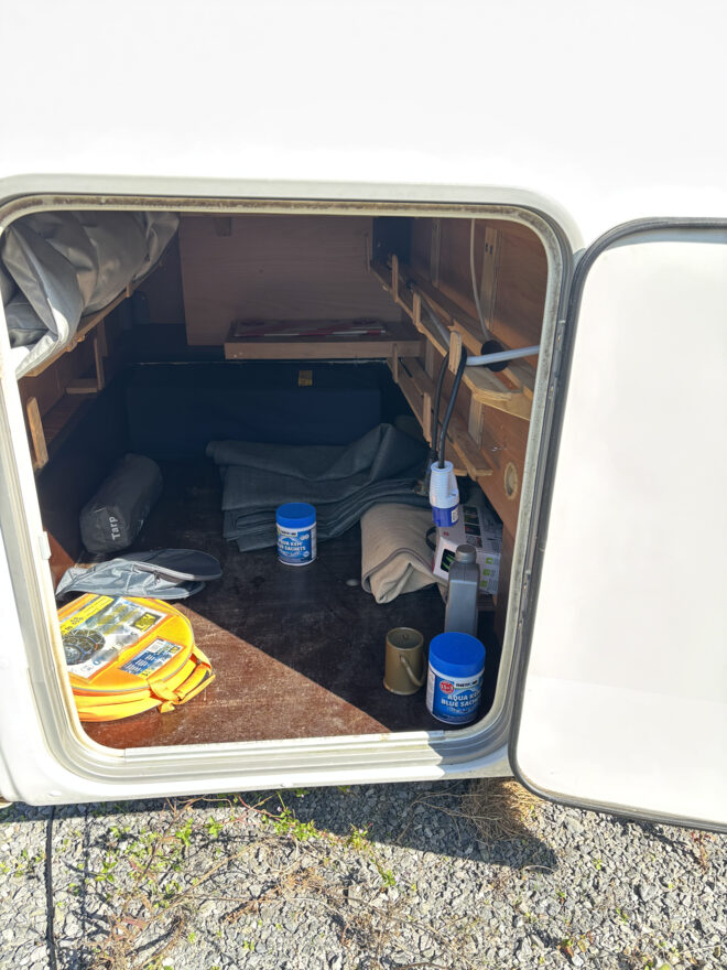 photos.accessories_ext