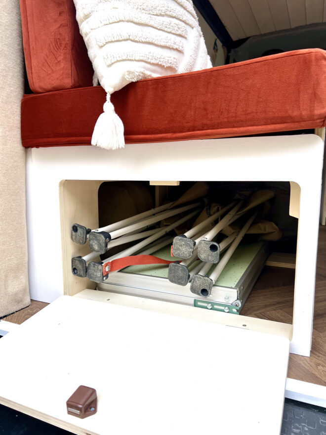 photos.accessories_ext