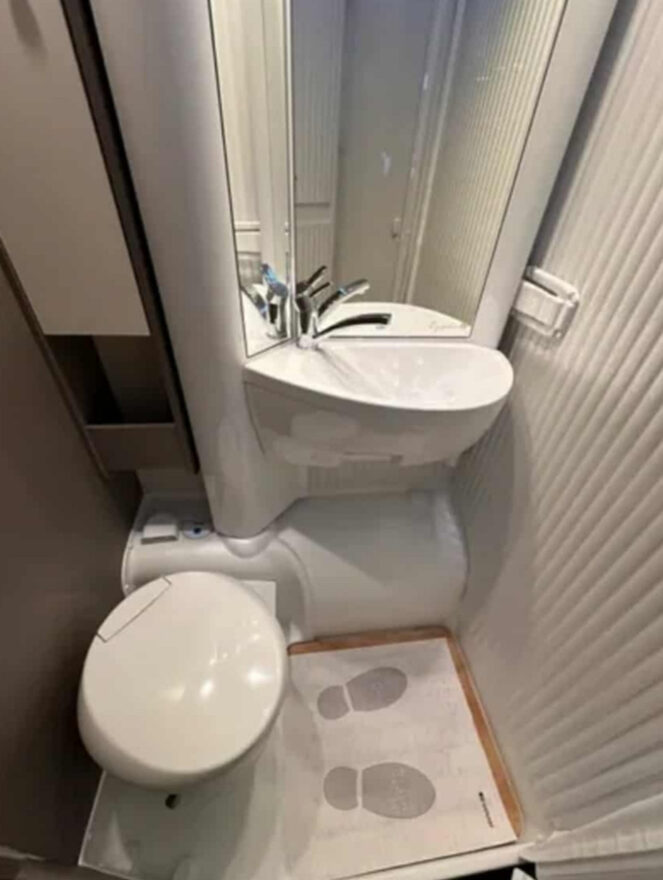 photos.bathroom