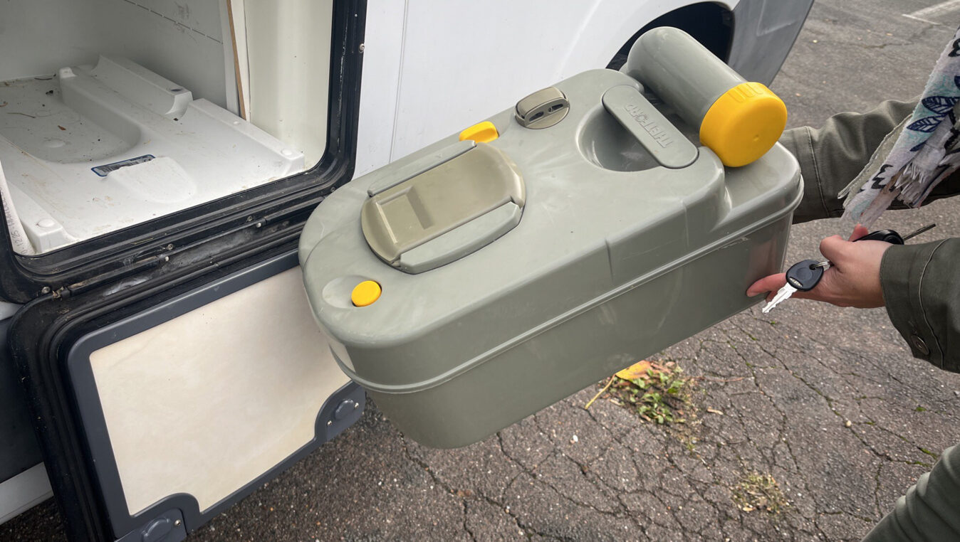 photos.accessories_ext