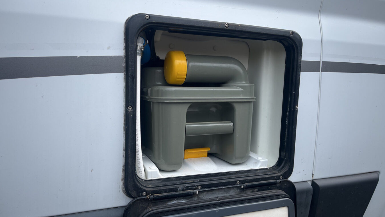 photos.accessories_ext