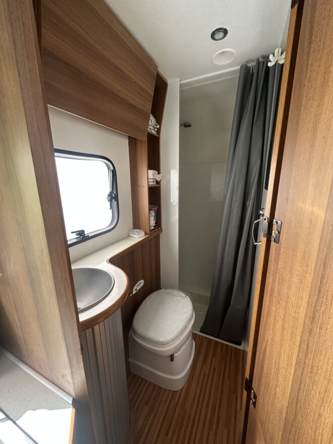 photos.bathroom