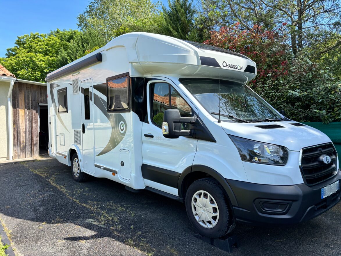 photos.external